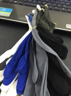 Găng tay mút (đen, xanh, tím), 12 đôi/ lố - 160 lố/ bao