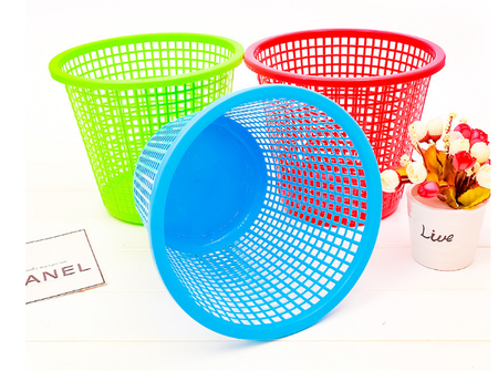 Sọt rác nhựa nhỏ / little trash