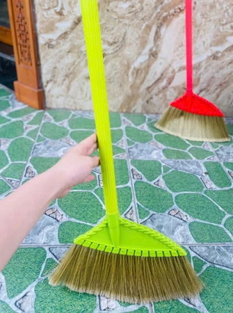 Chổi cước thường / Long- handled bruches charges